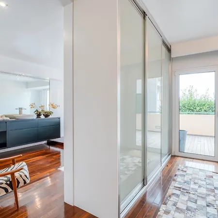 아파트 Pakisa - Three Bedroom *