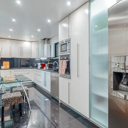 Pakisa - Three Bedroom