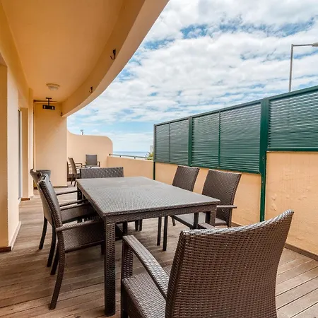 Pakisa - Three Bedroom Funchal (Madeira)
