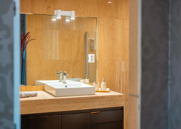 Pakisa - Three Bedroom Funchal (Madeira)