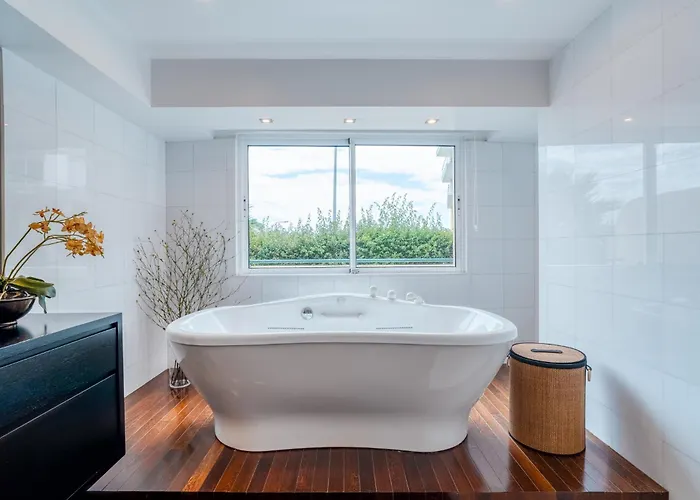 Pakisa - Three Bedroom