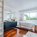 Pakisa - Three Bedroom Apartment